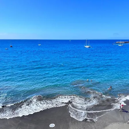 公寓 On The Beachfront In